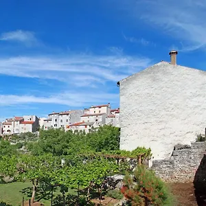 https://hotel-la-grisa.in-istria.net
