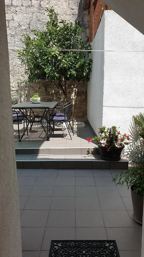 *** Guest house Lemon Tree Hotel Seget Donji Croatia